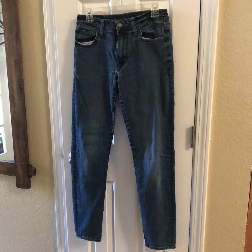 American eagle men’s jeans